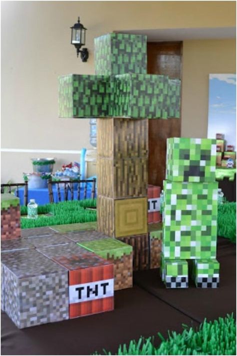 Minecraft Birthday Party Decorations Minecraft Birthday Decorations, Minecraft Bday, Minecraft Party Decorations, Minecraft Decoration, Minecraft Theme, Diy Minecraft, Minecraft Birthday Party, Birthday Party Crafts, Minecraft Decorations