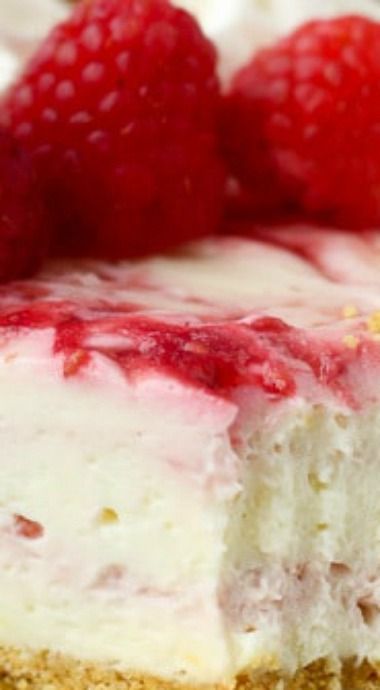 No-Bake Raspberry Swirl Cheesecake Cheesecake Raspberry, Baking Cheesecake, Raspberry No Bake Cheesecake, Raspberry Swirl Cheesecake, Icebox Desserts, Yummy Cheesecake, Swirl Cheesecake, Easy No Bake Cheesecake, Raspberry Recipes