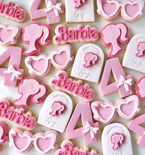 All Occasion Cookies by Corina | OBSESSEDDDD with this much pink 🤪 Oh hey Barbie 🙋🏼‍♀️ Happy 4th Birthday Gigi 🥳🎀🩷 This was such a fun set to make I’m not gonna lie 😜🥰 .… | Instagram Barbie Themed Decorated Cookies, Barbie Biscuits, Barbie Birthday Food, Barbie Birthday Cookies, Barbie Cookies Decorated, Barbie Sugar Cookies, Barbie Cake Ideas, Barbie Cookies, Hey Barbie