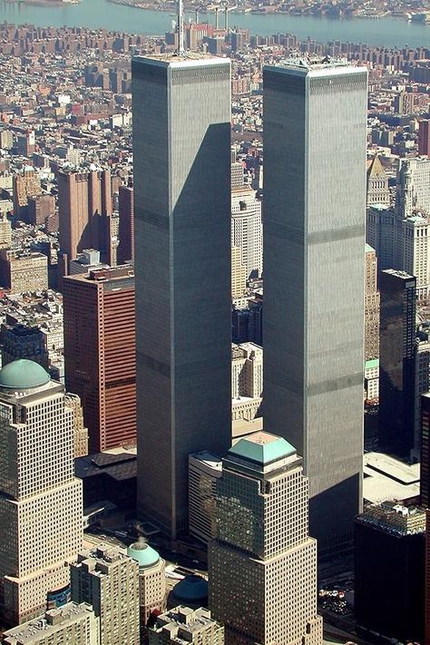 Amazon.com: 24x36 gallery poster, World Trade Center, Twin Towers, New York City in March 2001: Posters & Prints Ground Zero Nyc, World Trade Center Nyc, The Twin Towers, North Tower, One World Trade Center, Ellis Island, Chrysler Building, Florida Living, Trade Centre