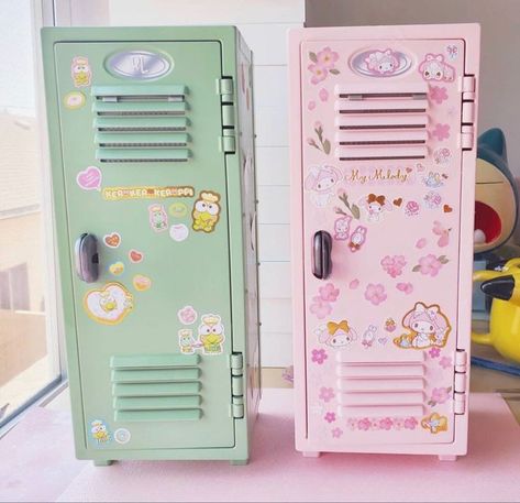 Mini Pink Locker, Pink Mini Locker, Mini Locker Ideas, Mini Locker Aesthetic, Mini Locker Decor, Pink Kawaii Room Ideas, Kawaii Locker, Cute Items Aesthetic, Cute Lockers