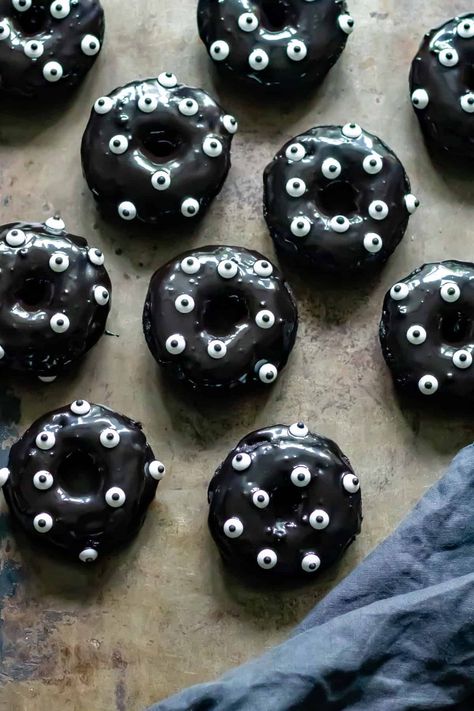 Halloween Donuts Halloween Baked Donuts Ideas, Donut Halloween Treats, Vampire Donuts Halloween Treats, Powdered Donut Halloween, Lemonade Pie Recipe, Halloween Monster Donut Treats, Cream Cheese Lemonade Pie, Donut Tower, Lemonade Pie