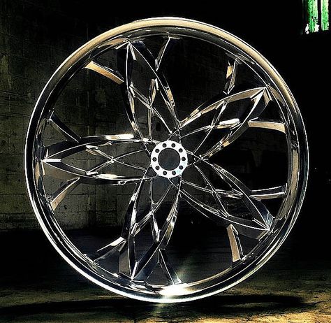 MAD ASTURI WHEEL 23 TO 32S Harley Motorcycle, Girly Car Accessories, Car Deco, Car Modification, Car Style, Cool Car Accessories, Girly Car, Car Shows, Rims For Cars