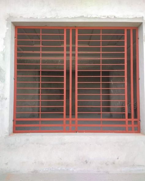 Classic Window Design, Modern Window Grill Design, Aluminum Windows Design, Window Grill Designs, Steel Grill Design, Homemade Sofa, Front Building Design, Iron Window Grill, Window Grills