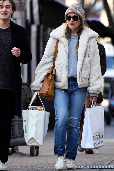 Ray Ban Mega Wayfarer, Wayfarer Sunglasses Outfit, Olivia Wilde Style, Mega Wayfarer, Winter Coat Trends, Sunglasses Outfit, Coat Trends, New Wayfarer, Ray Ban Wayfarer