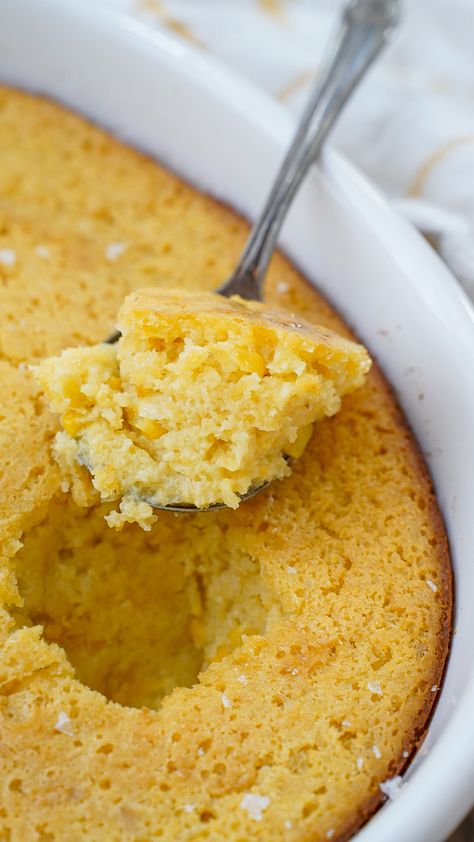 Savory Corn Pudding, Southern Corn Pudding, Southern Corn, Corn Pudding Recipe, Cornbread Pudding, Jiffy Corn Muffins, Cream Style Corn, Corn Pudding, Corn Muffins