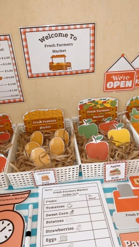 🍎 Farmers Market Play Kit 🍎 Turn your dramatic play area into a Farmers Market with these easy to print and use props! Great for… | Instagram Classroom Farmers Market Dramatic Play, Shop Play Area For Kids, Market Dramatic Play Preschool, Farmers Market Play Area, Harvest Dramatic Play, Farmers Market Dramatic Play Preschool, Farmers Market Preschool Activities, Farmers Market Preschool, Market Kindergarten