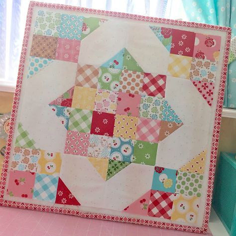 Lori Holt Scrappiness Is Happiness, Tiny Quilt Blocks, Crossroads Quilt, Block Quilts, Big Block Quilts, Mini Quilt Patterns, Creeper Minecraft, Quilt Care, Lori Holt