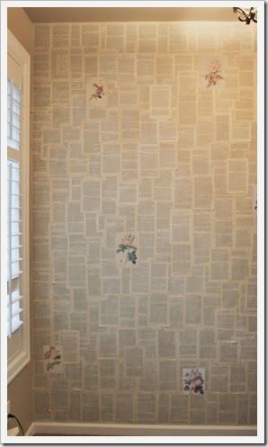 Book page wallpaper - I feel like I would just be constantly reading the wall Book Paper Wall, Book Page Wallpaper, Page Wallpaper, Craft Ideas Paper, Cottage Home Decor, Hanging Craft Ideas, Paper Wall Hanging, Book Paper, Book Wall