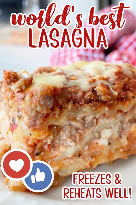 This easy meat lasagna recipe without cottage cheese is my personal favorite meat lasagna. Without ricotta cheese you get the pure cottage cheese and meat cheese texture full of creamy goodness. So, this lasagna is going to taste and feel heartier and different (but better!) than the regular lasagnas that you've had in the past but I have no doubt that you'll love it! Introducing: My favorite lasagna recipe with cottage cheese, no ricotta. Enjoy! Lasagna Recipe Without Cottage Cheese, Lazana Recipes, Easy Lasagna Recipe Without Ricotta, Easy Meat Lasagna Recipe, Lasagna Recipe Without Ricotta Cheese, Lasagna Without Ricotta, Lasagna Without Ricotta Cheese, Lasange Recipe, Easy Meat Lasagna