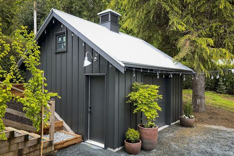 Simple Garden Shed, Garden Boutique, Black Shed, Backyard Cottage, Door Plan, Simple Garden, Large Sheds, Shed Colours, Storage Shed Plans