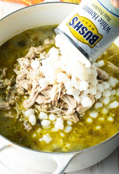 Posole Recipe Chicken, Chicken Pozole, Posole Recipe, Pozole Verde, Pozole Recipe, Mexican Soup Recipes, Pollo Chicken, Mexican Soup, Mexican Cooking