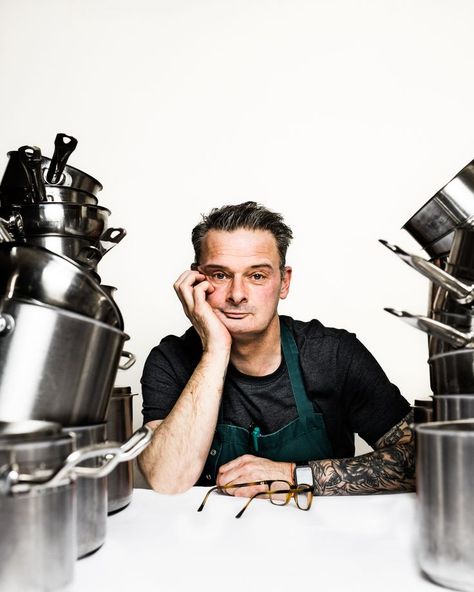 A stylised environmantal portrait of Darren Kerley - head chef at Hotel Meudon Kitchen portrait. Kitchen Portrait, Fine Dining Photography, Chef Portrait, Chef Pictures, Cooking Photography, Food Photoshoot, Private Chef, Personal Chef, Cooking Chef