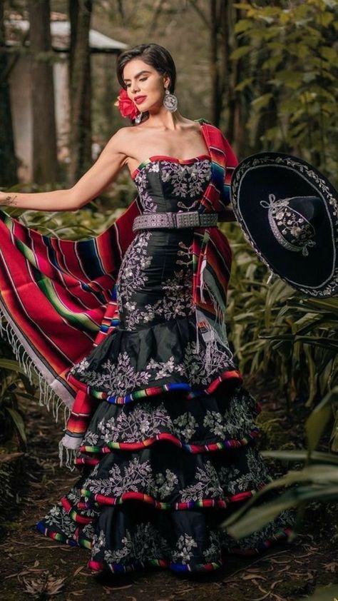 Mexican Couture Fashion, Hispanic Dresses, Mexican Style Wedding Dress, Mexican Dance Dress, Black Mexican Dress, Folklorico Dress, Spanish Style Dress, Mexican Makeup, Folklorico Dresses