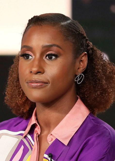 Issa Rae Hairstyles, Textured Hairstyles, Natural Hairstyles For Black Women, Fesyen Rambut, Natural Black Women, 4c Natural Hair, Natural Curls Hairstyles, Natural Hair Styles Easy, 4c Hair