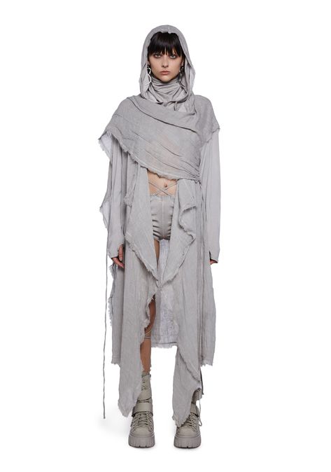 White Techno Outfit, Dunecore Outfits, Apocalyptic Fashion Women, Dune Style Outfit, Draping Outfit, Metal Goth Outfit, Desert Rave Outfits, Wrapped Outfit, Techno Aesthetic Outfit