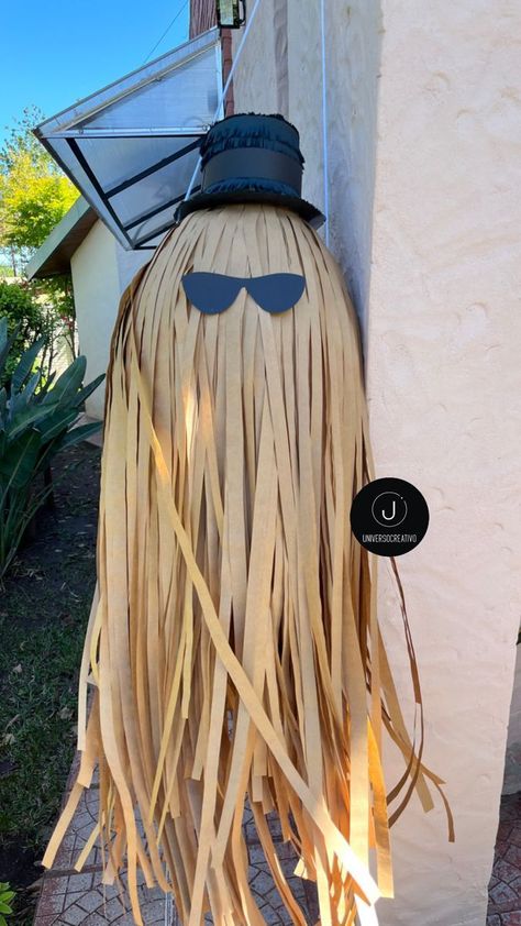 Addams Family Theme Party, Hay Bale Art, Addams Family Theme, Fall Festival Games, Zelda Birthday, Family Theme, 10th Birthday Parties, Halloween This Year, Theme Halloween