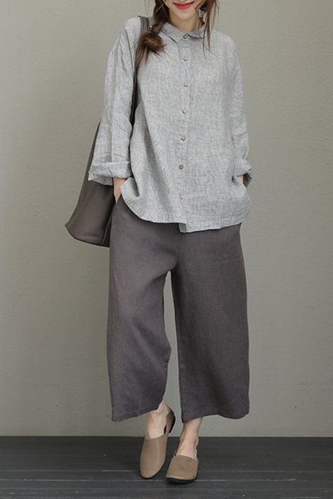 Name: Women Loose Vintage Wide Leg Linen Pants Fabric: Fabric has no stretchSeason: Spring,Summer Pant Type: Wide leg Pant Length: LongColor: Beige,Black,Gray,GreenStyle: CasualMaterial: Linen Model Size: One Size Height/weight:169 cm/56 kg Free Size: please let me know your body size (Height,Weight,Bust,Waist,Hip), so I can give some advice. Length: 80 cm, Waist:68-96 cm, Hip:112 cm,Cuff:58 cm Linen Shirt Women, Kain Linen, Minimalist Moda, Striped Shirt Women, Linen Shirts Women, Striped Linen Shirt, Linen Fashion, Mode Abaya, Neue Outfits