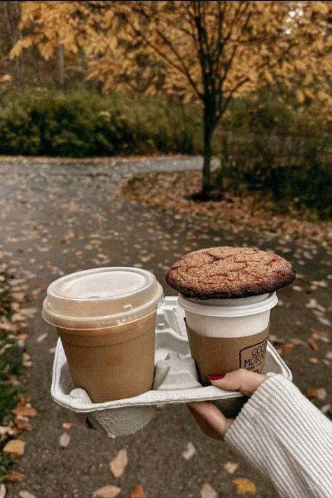 ℒ (@liIacdaisy) on X Morning Autumn, Cinnamon Sugar Donuts, Sugar Donut, Fall Mood Board, Love Autumn, Hot Apple Cider, Pumpkin Seasoning, Fall Feels, Autumn Vibes