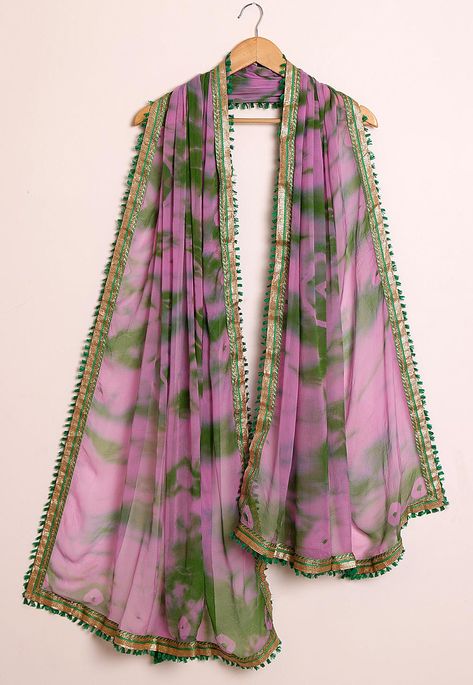 Faux Chiffon Dupatta in Pink and Green This piece is Enhanced with Tie Dye and Patch Border Work Its Length and Width are 82 and 37 inches respectively Do Note: Slight variation in actual color vs. image is possible. Shaded Dupatta Chiffon, Dye And Dye Dress Pakistani, Tie Dye Patterns For Dupattas, Tie And Dye Dupatta Patterns, Dyed Dupatta Designs, Tie Dye Dupatta Designs, Tie And Dye Duppta Design, Tye And Dye Dupatta, Simple Dupatta Designs