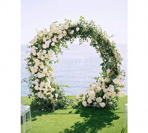 Wedding Arches Outdoors, Round Arch, Wedding Ceremony Ideas, Wedding Arbour, Succulent Wedding, Beach Wedding Decorations, Ceremony Arch, Wedding Boho, Floral Arch