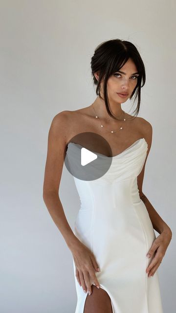 THE BRIDAL STUDIO on Instagram: "Mercury has us in a chokehold 😮‍💨 she’s simple in the best way 

Sarah seven bride, Utah bridal shop, wedding dress, bride, modern bride, Simple wedding dress #thebridalstudioutah #bridalstudiobabe" Wedding Boards, Wedding Dress Bride, Sarah Seven, Bridal Studio, Simple Wedding Dress, Dress Bride, Shop Wedding, Simple Wedding, Bridal Shop