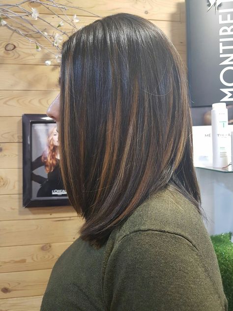 Hair With Highlights Black Women, Highlights On Short Black Hair, Black Layered Bob, Highlights Black Women, Relax Hair, Black Women Short Hair, Natural Hair Highlights, Diy Hair Dye, Redken Hair Color