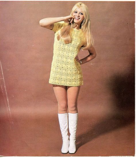 PDF Instant Download Vintage 1960s Crochet Pattern. Swinging | Etsy 1960s Mod Fashion, Mode Disco, 60s Mod Fashion, 60s Outfits, 60’s Fashion, Decades Fashion, Style Année 60, Mode Retro, Crocheted Dress