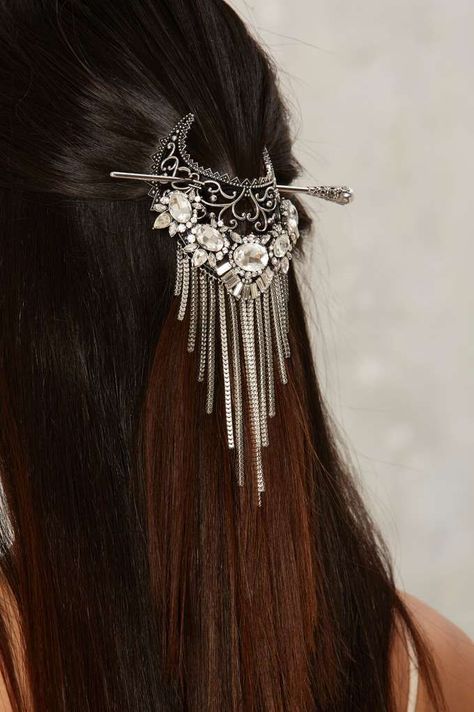 Hang Back Fringe Hair Pin - Accessories | Hair + Hats | Sale: Newly Added | Sale: 30% Off | Jewelry Fringe Hair, Accessories Elegant, Pin Accessories, Hair Accessories Pins, Bridal Hairstyle, Fringe Hairstyles, Rhinestone Hair, Desi Wedding, Twist Headband