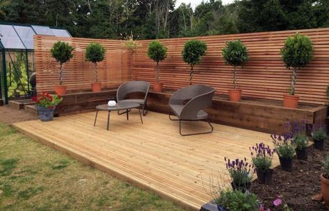 Things You Need to Know Before Building Garden Decking Small Garden Decking Ideas, Garden Decking Ideas, Patio Planting, Decking Designs, Vegetable Garden Planters, Decking Garden, Landscaping Patio, Garden Decking, Decking Ideas