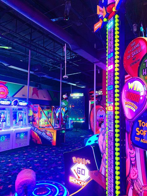 2000s Arcade, 80s Arcade Aesthetic, Deadpool Oc, Arcade Background, Arcade Floor, Neon Arcade, 80s Arcade, 80s Synth, Arcade Room