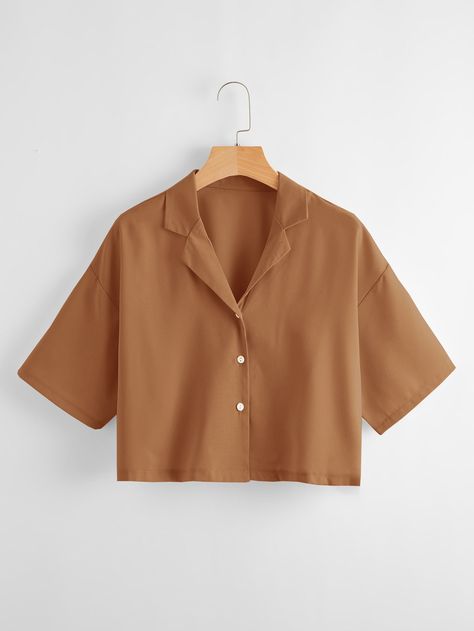 Oversized Half Sleeve Shirt Outfit, Minimalist Tops Women, Half Shirt Outfits Women, Khaki Shirt Outfit Women, Plain Shirts Women, Khaki Shirt Outfit, Shirt Blouse Designs, Sleeve Shirt Outfit, Khaki Blouse