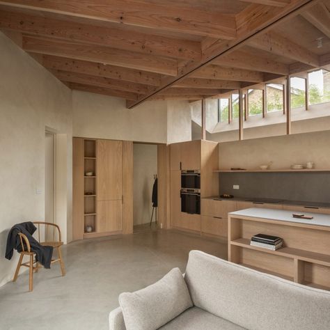 Antwerp Apartment, Multigenerational Living, Butterfly Roof, House Backyard, Timber Structure, Butterfly House, Timber Cladding, Aging In Place, Concrete Floor