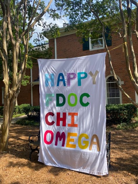 Chi Omega Banner, Sorority Aesthetic, Welcome Week, Sorority Banner, Family Brunch, Sorority Pr, First Day Of Class, Pi Phi, School Banner