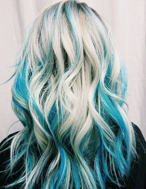 Blue And Blonde Ombre Hair, Hair Color Ideas Turquoise, Silver Hair With Teal Highlights, Aqua And Blonde Hair, White Hair With Green Highlights, Light Blue Chunky Highlights, Turquoise And Blonde Hair, Teal Streaks In Blonde Hair, Blonde Hair With Turquoise Highlights