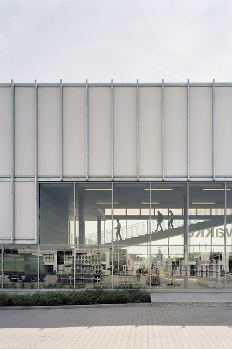 [Wiel Arets Architects | Apeldoorn, Netherlands | Kwakkel Showroom] industrial architecture, facade pattern, stairs Industrial Facade, Kaufmann House, Facade Pattern, Factory Architecture, Industrial Architecture, Glass Facades, Building Facade, Architecture Exterior, Industrial Buildings