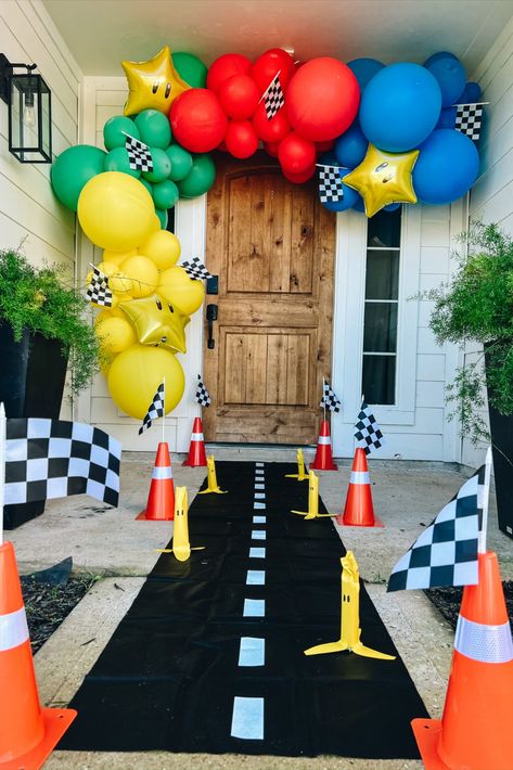 3 Rd Birthday Party Ideas Boy Themes, Mario Brother Birthday Party Ideas, 4th Birthday Party For Boys Mario, Mario Birthday Party Balloons, Mario Bros Bday Party, Super Mario Bros 2nd Birthday, Mario Kart Balloon Garland, Mario Lego Birthday Party, Mario Party Balloons