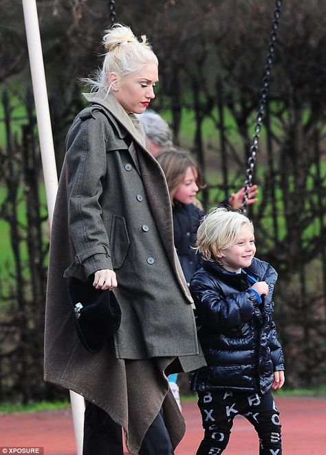 Gwen Stefani arrives for Christmas and takes kids for festive fun in the park with Gavin Rossdale | Daily Mail Online Christmas In La, The Sweet Escape, Beverly Hills Mansion, Gavin Rossdale, Daisy Lowe, John Mcenroe, Pearl Harbor Attack, Sweet Escape, Ben Affleck