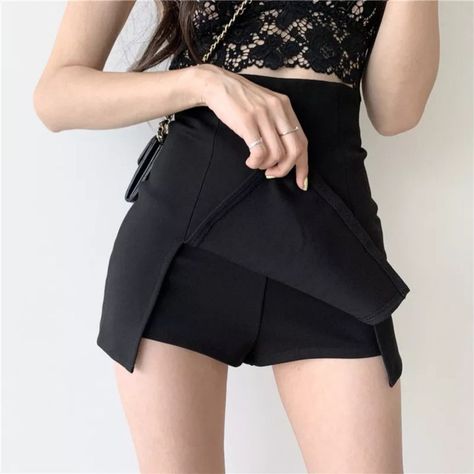 Skirts Pattern, Female Skirt, Casual Autumn Outfits Women, Women's Office, Short Pollera, Ladies Suit, Wide Leg Shorts, Womens Office, Shorts Skirt