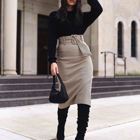 5 Stylish Pencil-Skirt Outfits to Wear in 2021 | Who What Wear Pencil Skirt Outfits Winter, Turtleneck Outfit, Fall Wardrobe Essentials, Wake Up Early, Pencil Skirt Outfits, Winter Skirt Outfit, Outfits To Wear, Skirt Trends, Winter Skirt