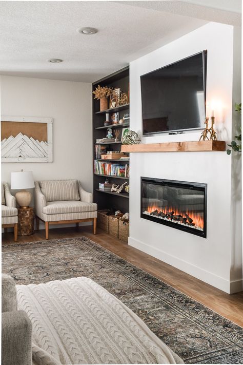 Diy Electric Fireplace With Bookshelves, Modern Farmhouse Fireplace, Design Camino, Built In Electric Fireplace, Hm Home, Farmhouse Fireplace, Fireplace Remodel, Diy Fireplace, Home Fireplace