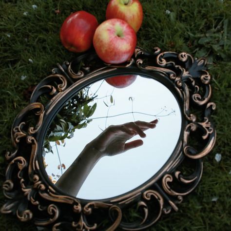 cottagecore but witchy on Instagram: “Mirror mirror on the wall... 🍎” Dark Fairytale Aesthetic, Queen Alicent, Small Wall Mirror, Snow White Queen, Fairytale Aesthetic, Dark Fairytale, Handmade Mirrors, Mirror Mirror On The Wall, Apple White