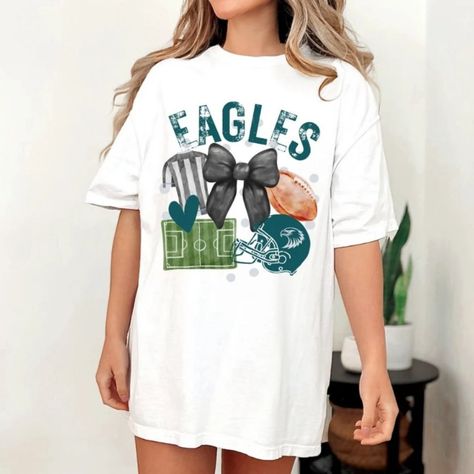 Unisex Short Sleeve Tee - Materials: 100% Cotton. Otton Medium-Heavy Fabric (8.0 Oz/Yd (271.25 G/M)) - Size: S,M,L, Xl, 2xl - Cloose Fit - Sewn In Label - Runs True To Size Gameday Tshirts, Goth Streetwear, Armani Grey, Eagles Football, Eagles Fans, Pride Tees, Batman T Shirt, Marvel Shirt, Shirt Football