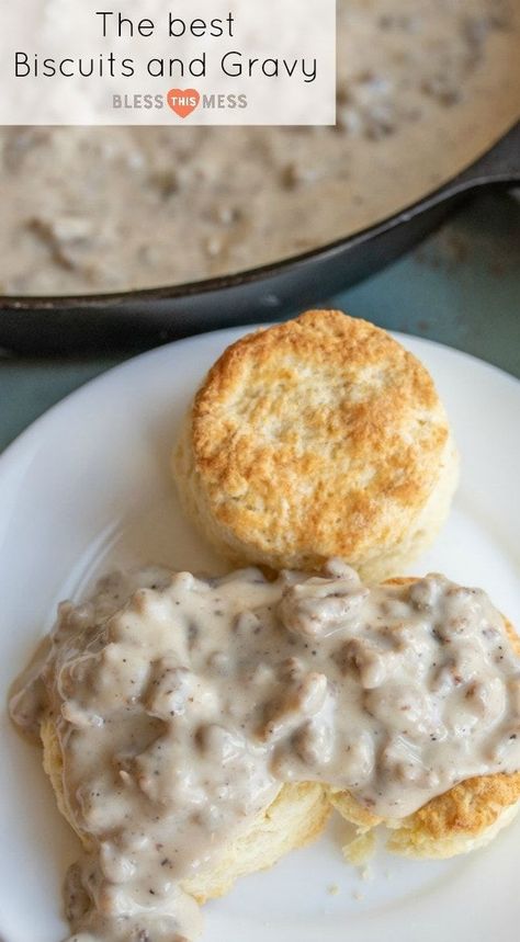 How to make homemade biscuits and gravy with just a few simple ingredients. I've been making this easy recipe for 20 years! It's the perfect comfort food. #biscuitsandgravy #gravy #biscuits #breakfast #comfortfood Homemade Biscuits And Gravy, Easy Sausage Gravy, Easy Biscuits And Gravy, Homemade Gravy For Biscuits, Best Biscuits And Gravy, Vegetarian Sandwiches, Country Food, Sausage Gravy Recipe, Irish Cooking