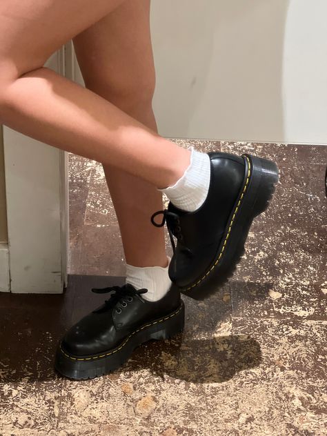 Low Rise Doc Martens, Low Doc Martens, Doc Martens Shoes, Doc Martens Women, Dr Martens Outfit, Doc Martens Outfit, Downtown Outfits, Hype Shoes, Shoe Inspo