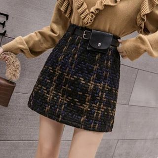 Asian jfashion harajuku cute kawaii online store wig store Pleated Skirt Outfit, Wig Store, Plaid Skirt, Plaid Skirts, From Instagram, Skirt Outfits, Computer Monitor, Skirt Length, Pleated Skirt