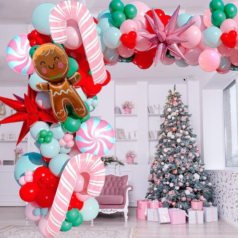 Christmas Balloon Garland, Christmas Bridal Showers, Balloon Wreath, Blowing Up Balloons, New Year's Party Decorations, Pink Xmas, Green Balloon, Garland Arch, Christmas Balloons