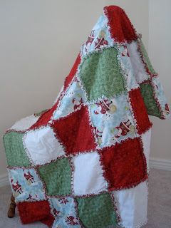 Christmas Rag Quilt Patterns, Christmas Rag Quilts, Rag Quilting, Rag Quilt Tutorial, Rag Quilt Patterns, Christmas Quilt Patterns, Rag Quilts, Quilt Care, Free Motion Quilt Designs