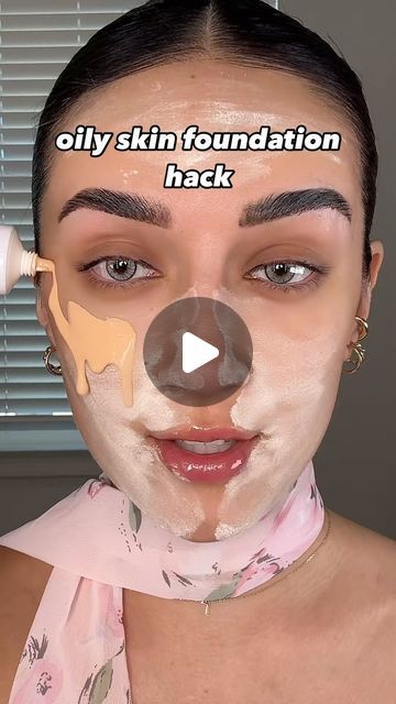 MARJAN on Instagram: "IM OBSESSED with this Oily Skin Foundation Hack 😳🫶🏻

Apply a little bit of powder on your bare skin to mattify any oil, and then go over it with your foundation. I used the @huda powder & @bobbibrown tinted foundation 

#makeup #makeuptutorial #makeupartist #makeuphacks #foundation #wakeupandmakeup #beauty #hudabeauty" Huda Powder, Foundation Hacks, Tinted Foundation, Best Foundation For Oily Skin, Foundation For Oily Skin, Foundation Tips, Im Obsessed, Skin Foundation, Bare Skin