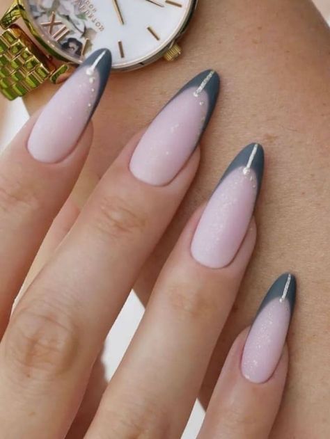 long, dark gray French tips with a golden line accent Grey And Pink French Tip Nails, Dark Grey French Tip Nails, Grey Nails French Tip, Grey Almond Acrylic Nails, Dark Gray Nails Design, Dark Gray Nail Ideas, Gray French Nails, Dark Grey Nail Designs, Dark Grey Nail Ideas